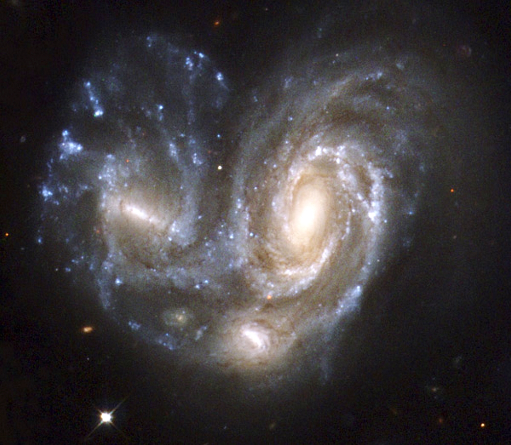 tn_colliding_galaxies